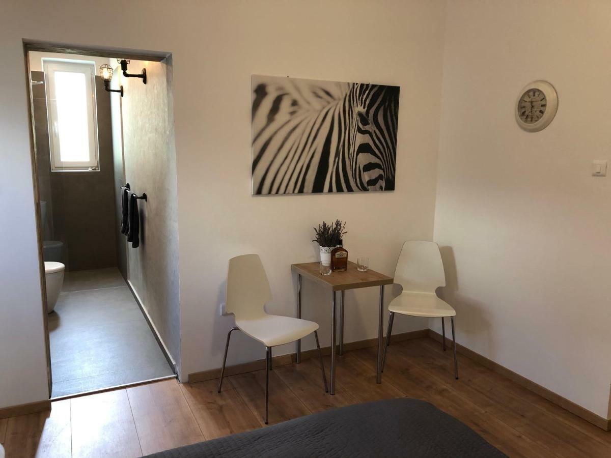 Apartment Check In Пула Экстерьер фото